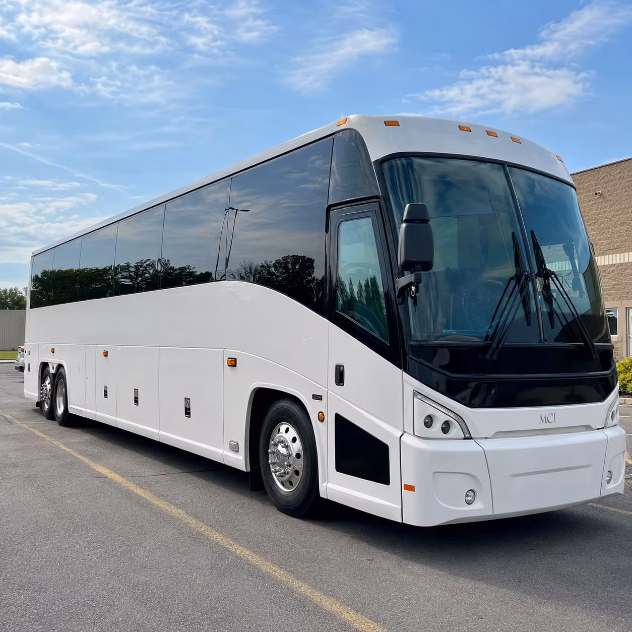 group rides to the circuit of the americas acl fest and sxsw from pflugerville