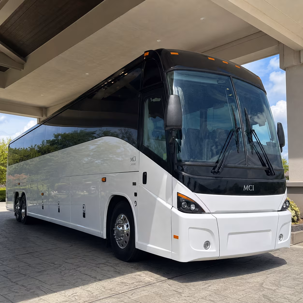 tdy and pcs airport transfers to austin bergstrom international airport aus