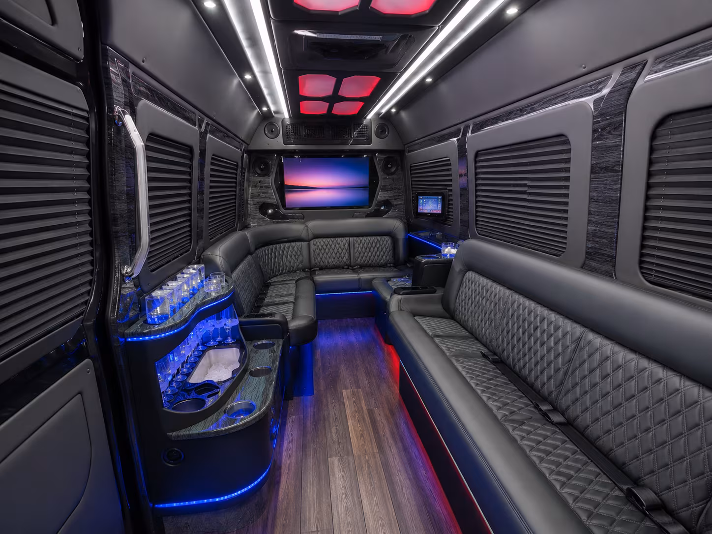 why pflugerville businesses choose busrentalpflugerville com for employee transportation